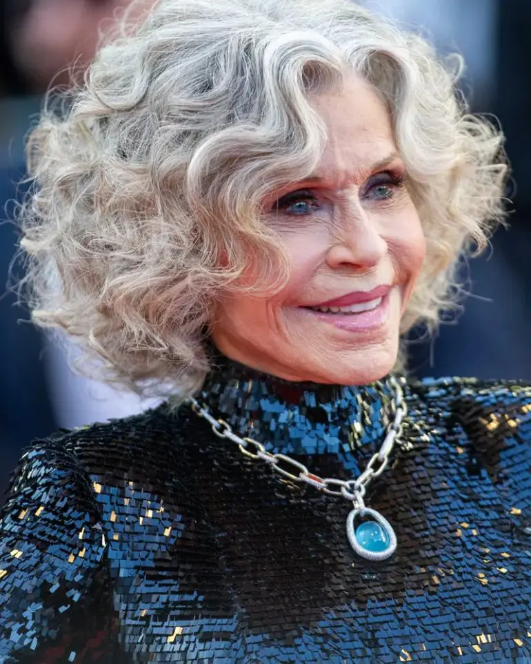 Jane Fonda in Pomellato