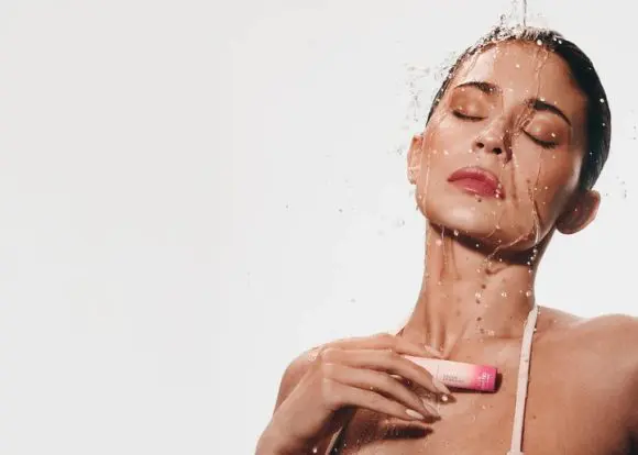 Kylie Cosmetics lansează o nouă colecție de vară pentru buze