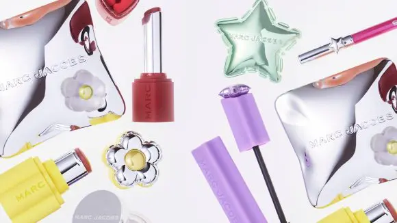 Tot ce trebuie să știi despre relansarea Marc Jacobs Beauty