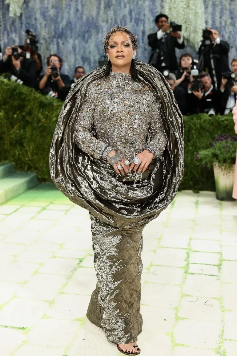 Rihanna in Maison Margiela 