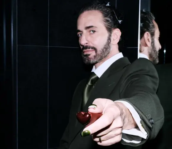 LVMH a vândut brandul Marc Jacobs către WHP Global