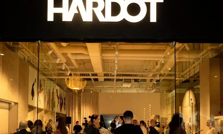 HARDOT deschide primul concept store din București