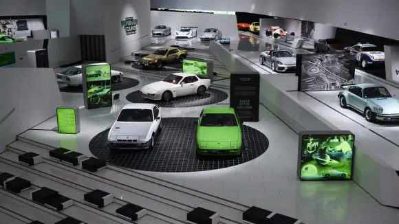 Porsche celebrează 50 de ani de la lansarea sistemului Transaxle