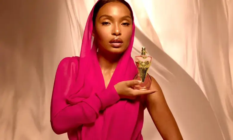 Yara Shahidi este imaginea noului parfum Jean Paul Gaultier