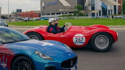 Maserati celebrează un secol de istorie a Tridentului la 1000 Miglia 2026