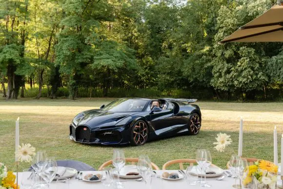 Bugatti modelează viitorul alături de partenerii săi la Molsheim