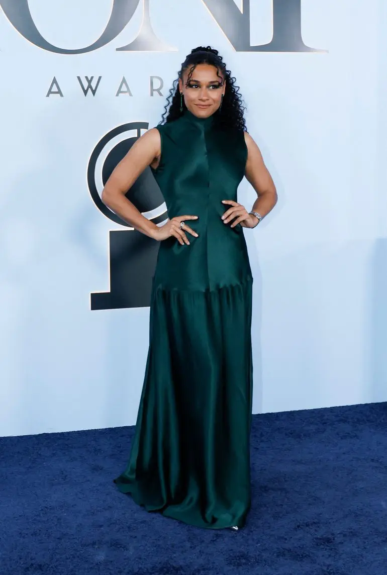 Ariana DeBose in Fforme