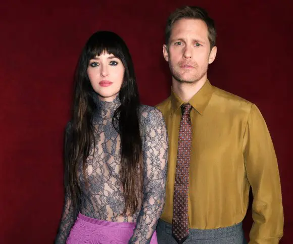 Dakota Johnson și Alexander Skarsgård sunt numiți ambasadori de imagine pentru Valentino Beauty
