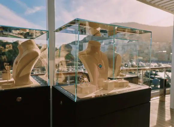 Explora Journeys își extinde universul luxului prin lansarea Mandala Fine Jewellery