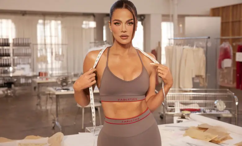 Fabletics și Khloé Kardashian lansează colecția PureLuxe Push-Up