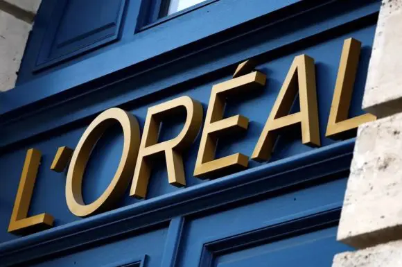 L’Oréal intră în era inteligenței artificiale după ce a încheiat un acord cu OpenAi
