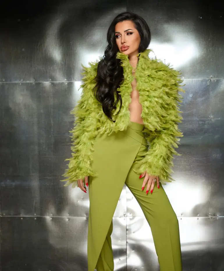 Dr. Roxana As