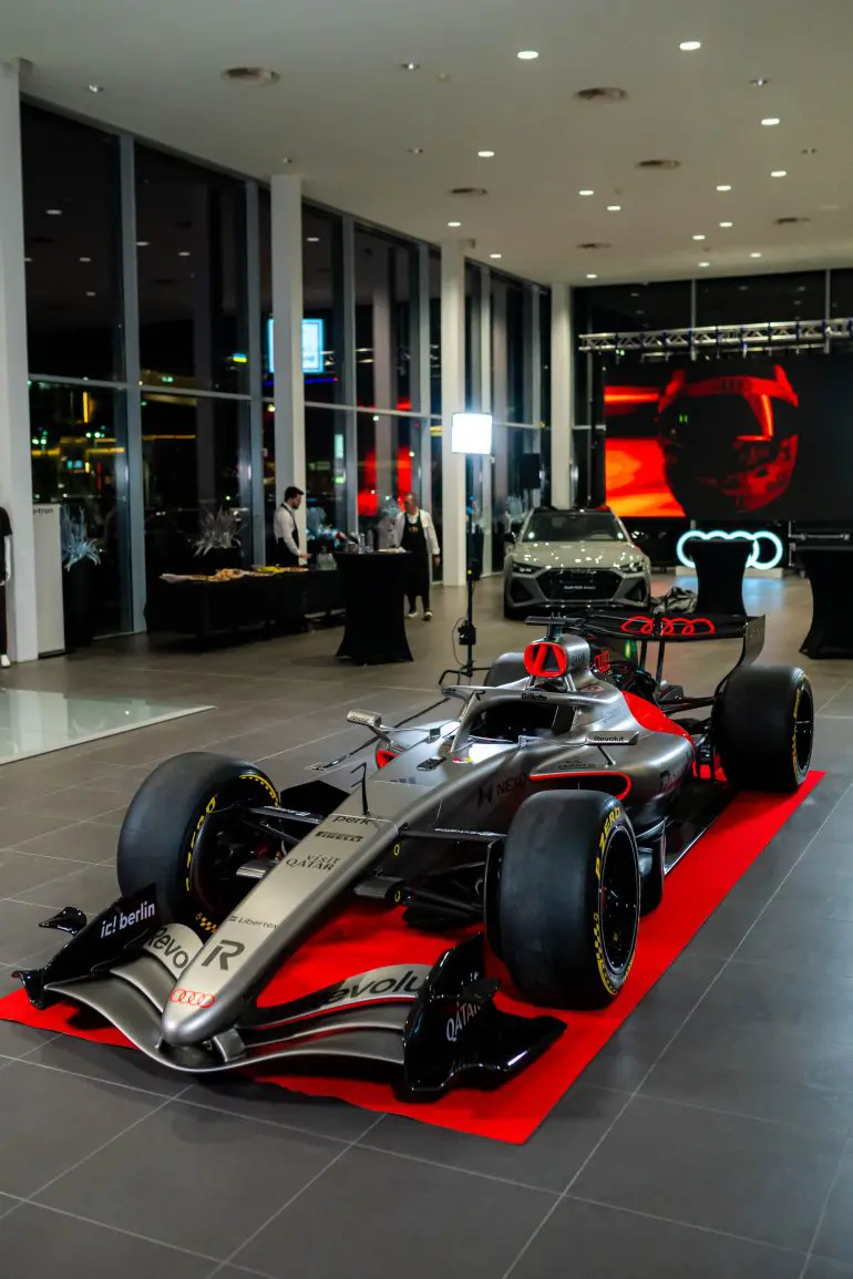 Audi  F1