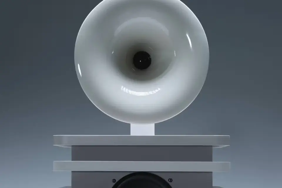 Silence Please x Kouros Maghsoudi Hum Speaker