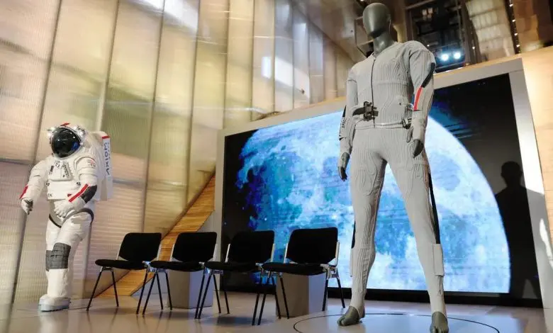 Prada a prezentat noile costume ale astronauților de la NASA