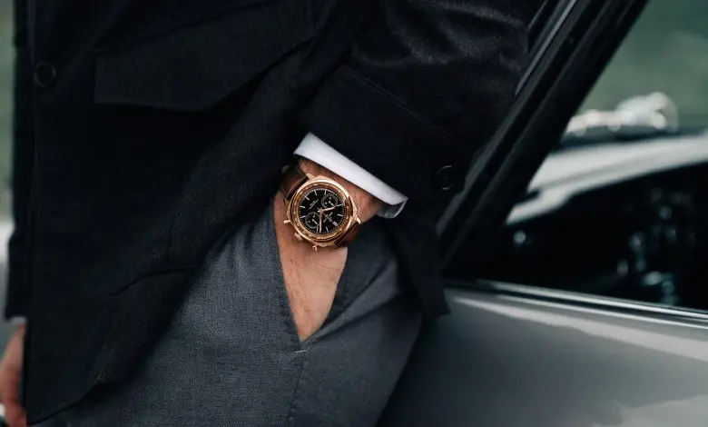 Breitling și Aston Martin prezintă modelul Top Time, un omagiu adus legendarului DB5