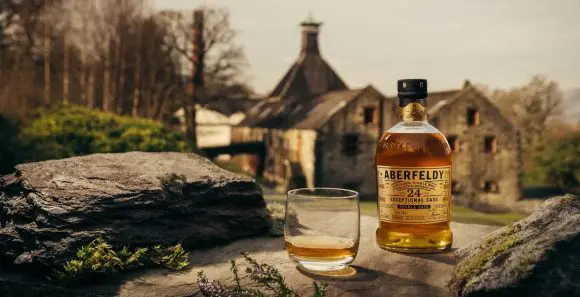 Aberfeldy lansează un whisky de 24 de ani în ediție limitată