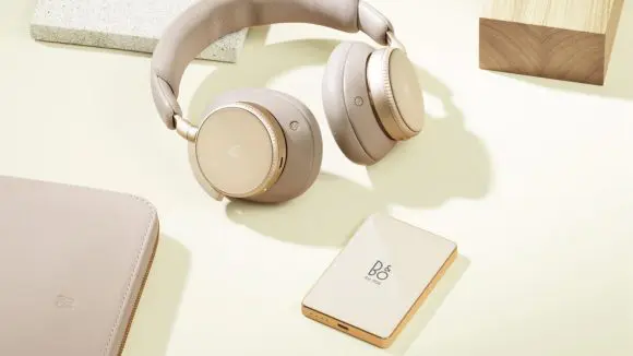 Bang & Olufsen a lansat o baterie portabilă cu adevărat impresionantă