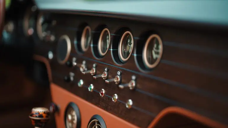 Bizzarrini-Aperta-Lusso