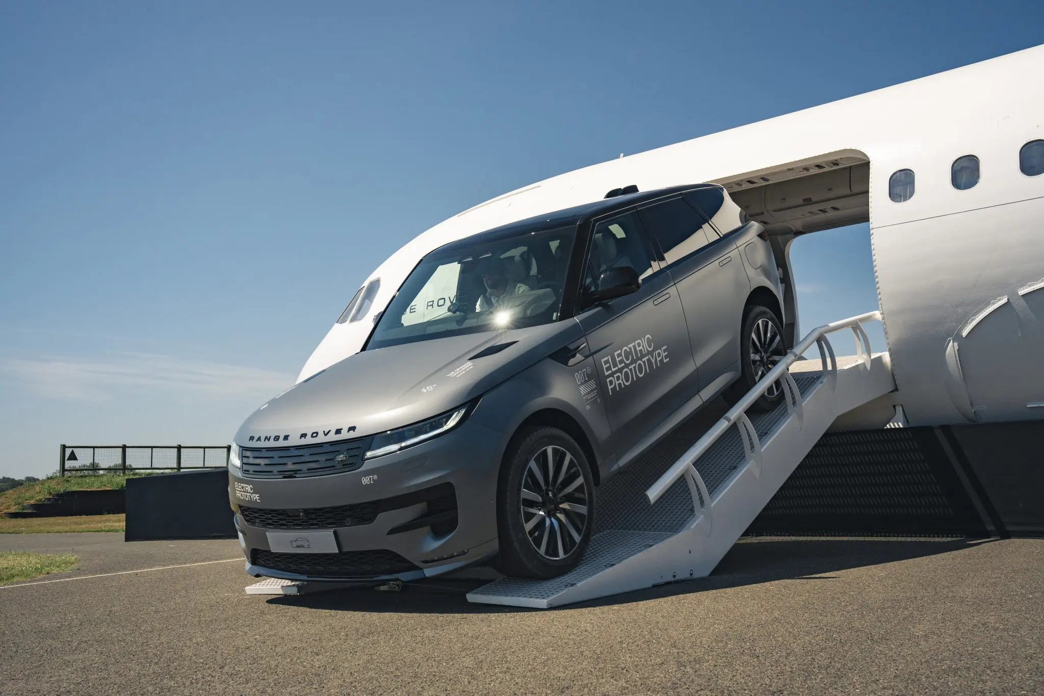 Range Rover Sport Electric
