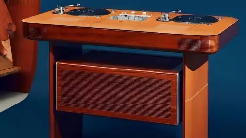 Hermès prezintă o consolă DJ realizată manual