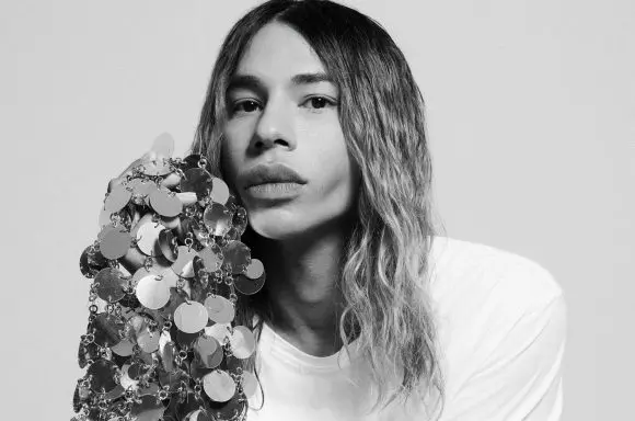 Olivier Rousteing este numit director de creație pentru brandul Rabanne