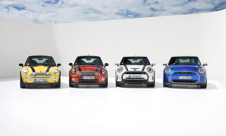 MINI sărbătorește 25 de ani de istorie a designului sub umbrela BMW Group
