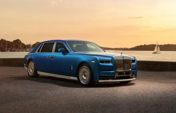 Rolls-Royce prezintă Phantom Regatta – un Phantom Extended unic, care va fi prezentat la Festivalul de Viteză de la Goodwood din 2026