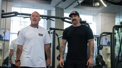 Dorian Yates și Andrew Huberman se antrenează la World Class România