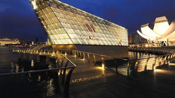 LVMH raportează rezultate solide pentru primul semestru și o accelerare a vânzărilor pentru al doilea semestru