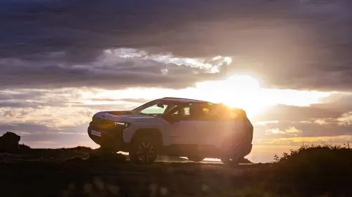 Jeep lansează o miniserie online dedicată capabilităților extraordinare ale noului Jeep Compass 4xe