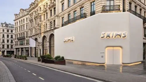 SKIMS deschide primul său flagship la Londra