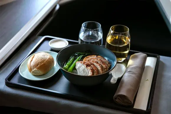 Cele mai bune meniuri oferite de companiile aeriene pentru First Class din lume
