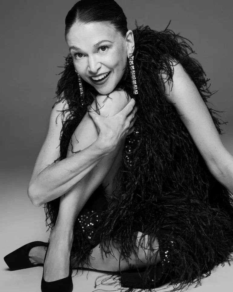 Sutton Foster