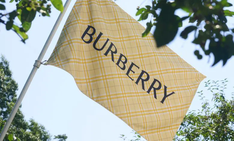 Burberry revine în Hamptons cu un pop-up de vară