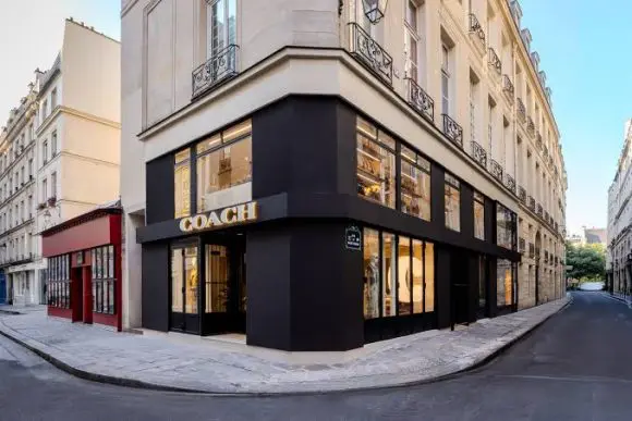 Coach revine la Paris cu un nou concept de retail