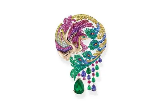 Haute Joaillerie îmbogățește cu strălucire celestă sezonul estival
