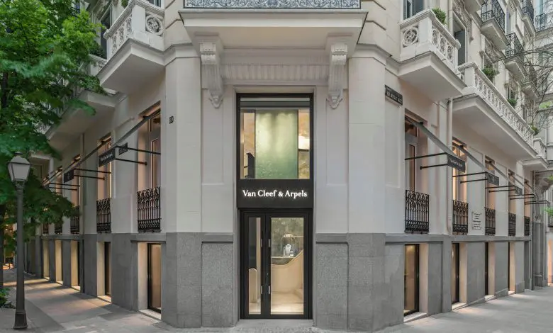 Van Cleef & Arpels deschide primul său magazin din Madrid