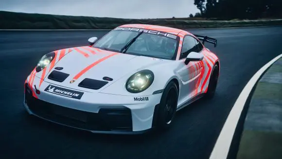 Porsche prezintă Noul 911 Challenge – pentru motorsport profesionist fără compromisuri