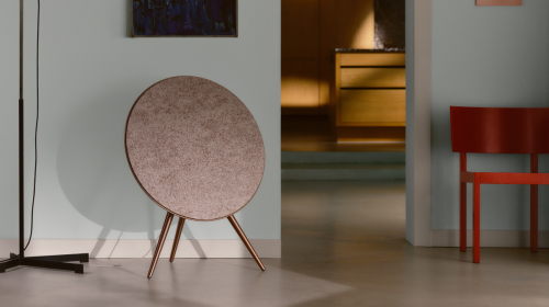 Bang & Olufsen prezintă Beosound A9 în noul finisaj Sienna Brown cu husă textilă Woolscape