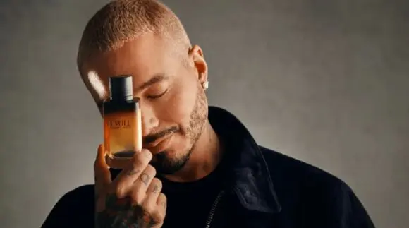 J Balvin devine imaginea parfumului I WILL de la Armani