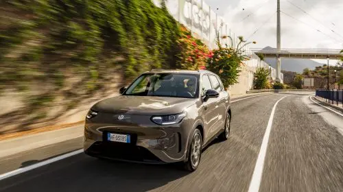 Leapmotor B03X: un nou crossover urban inteligent