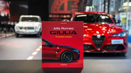 Cartea „Alfa Romeo Giulia – Timeless Classic” a fost lansată la Salonul Auto e Moto d’Epoca Bologna 2026