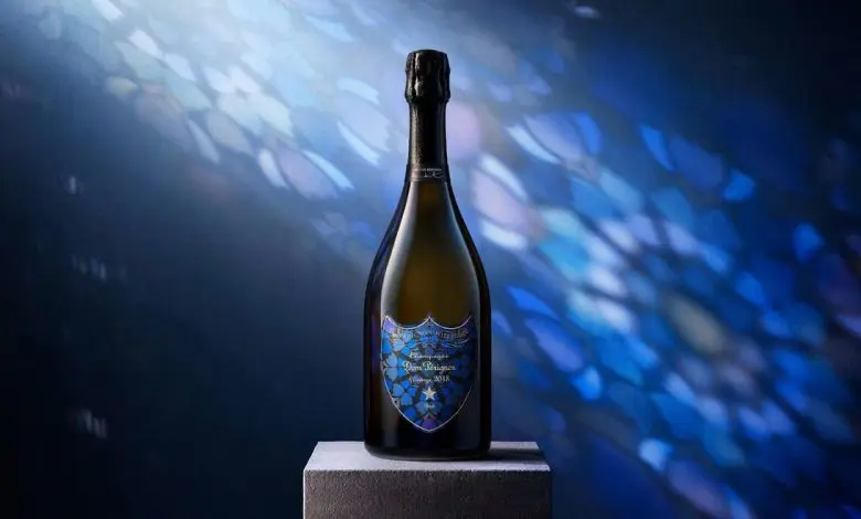 Dom Pérignon și Damien Hirst lansează o colecție de șampanie în ediție limitată