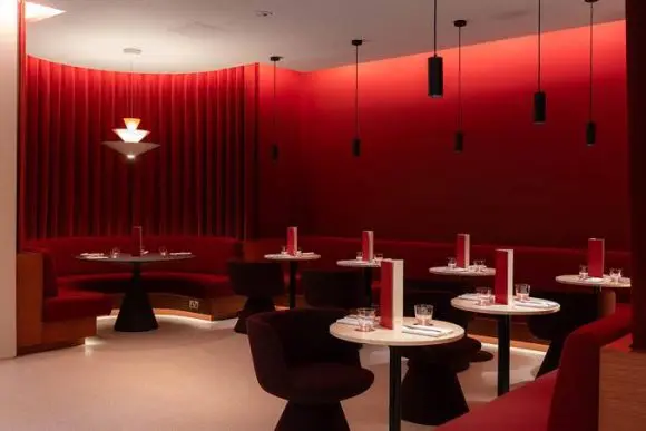 Marca de automobile Jaguar a inaugurat o cafenea la Londra