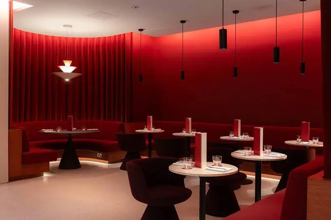 Jaguar Café Eighty-One