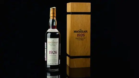 Cel mai scump whisky din lume este scos din nou la licitație