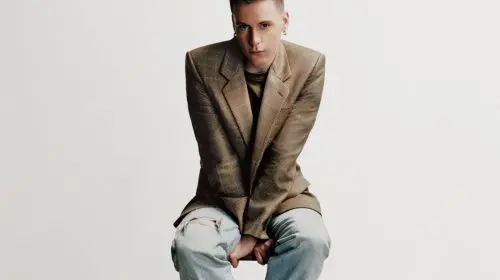 Seán McGirr își părăsește postul de director de creație al brandului Alexander McQueen