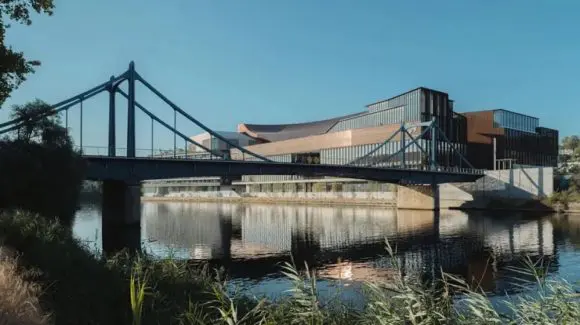 Un nou muzeu de artă contemporană se deschide într-o fostă fabrică Renault
