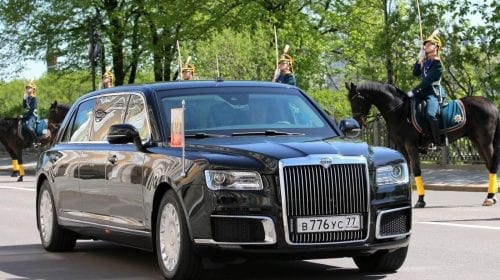 Mașini cu simbol de statut – Limuzina Aurus, mașina președintelui Vladimir Putin